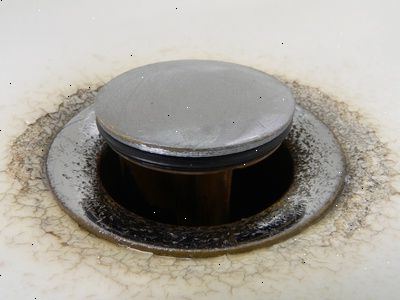 Sådan fastgøres vandrette prop ventilen til en vask