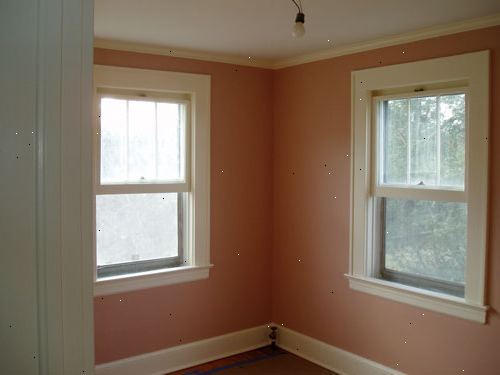 Sådan at male det indvendige af huset til at sælge. Vælg en maling farve til dit interiør.